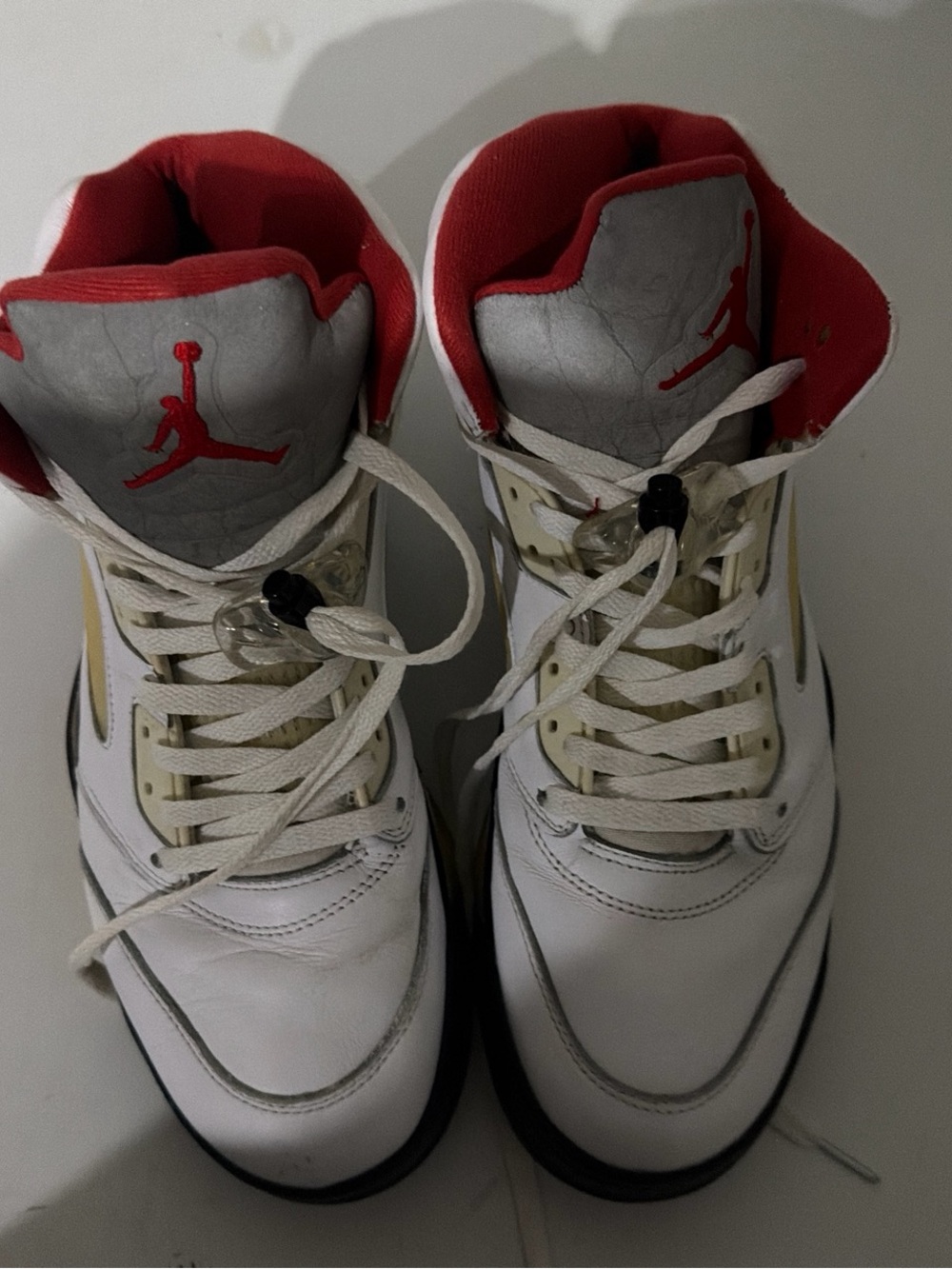 Retro 5 Jordan’s men sneakers sz